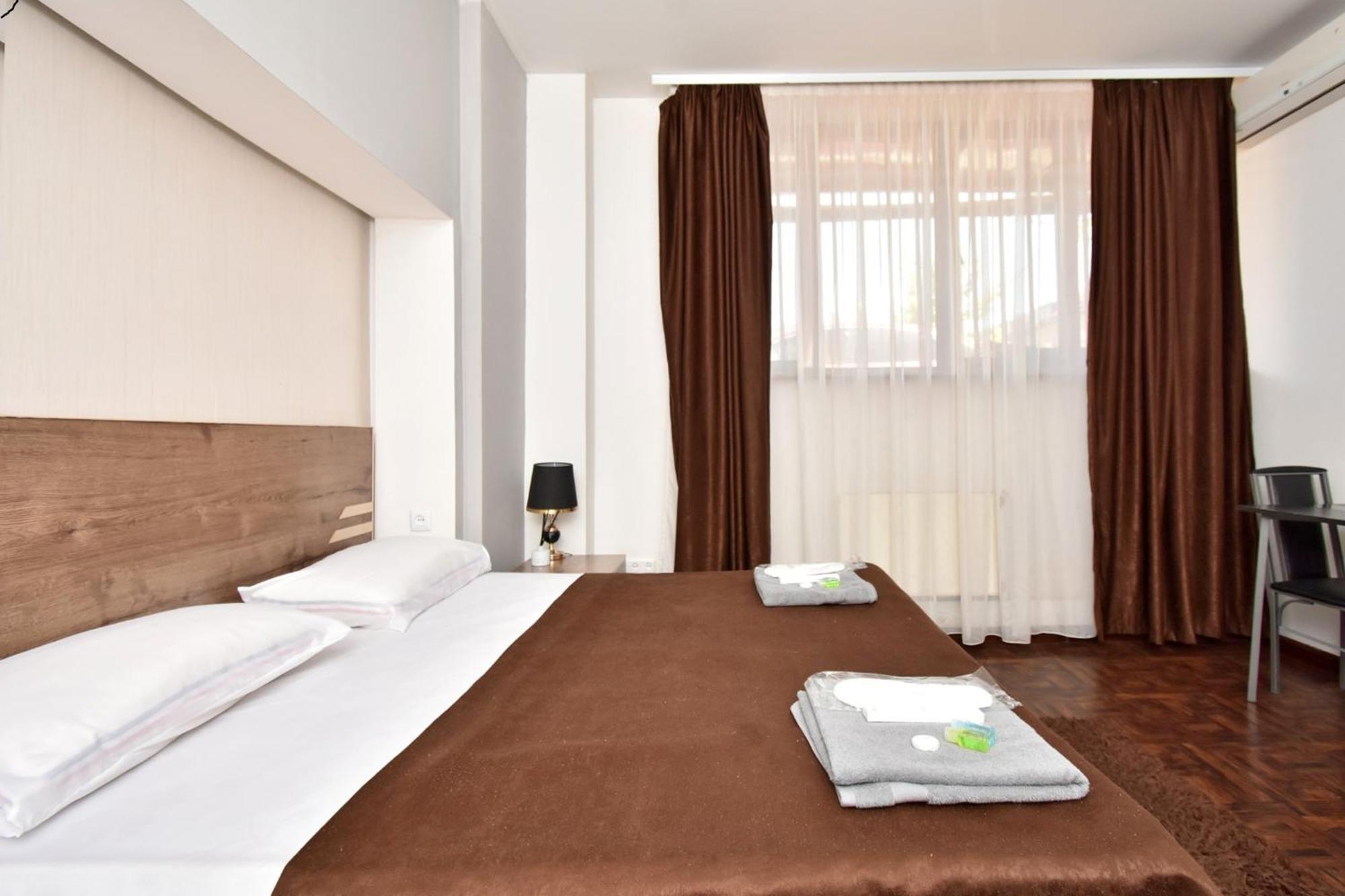 A&S Hotel Yerevan Exterior photo