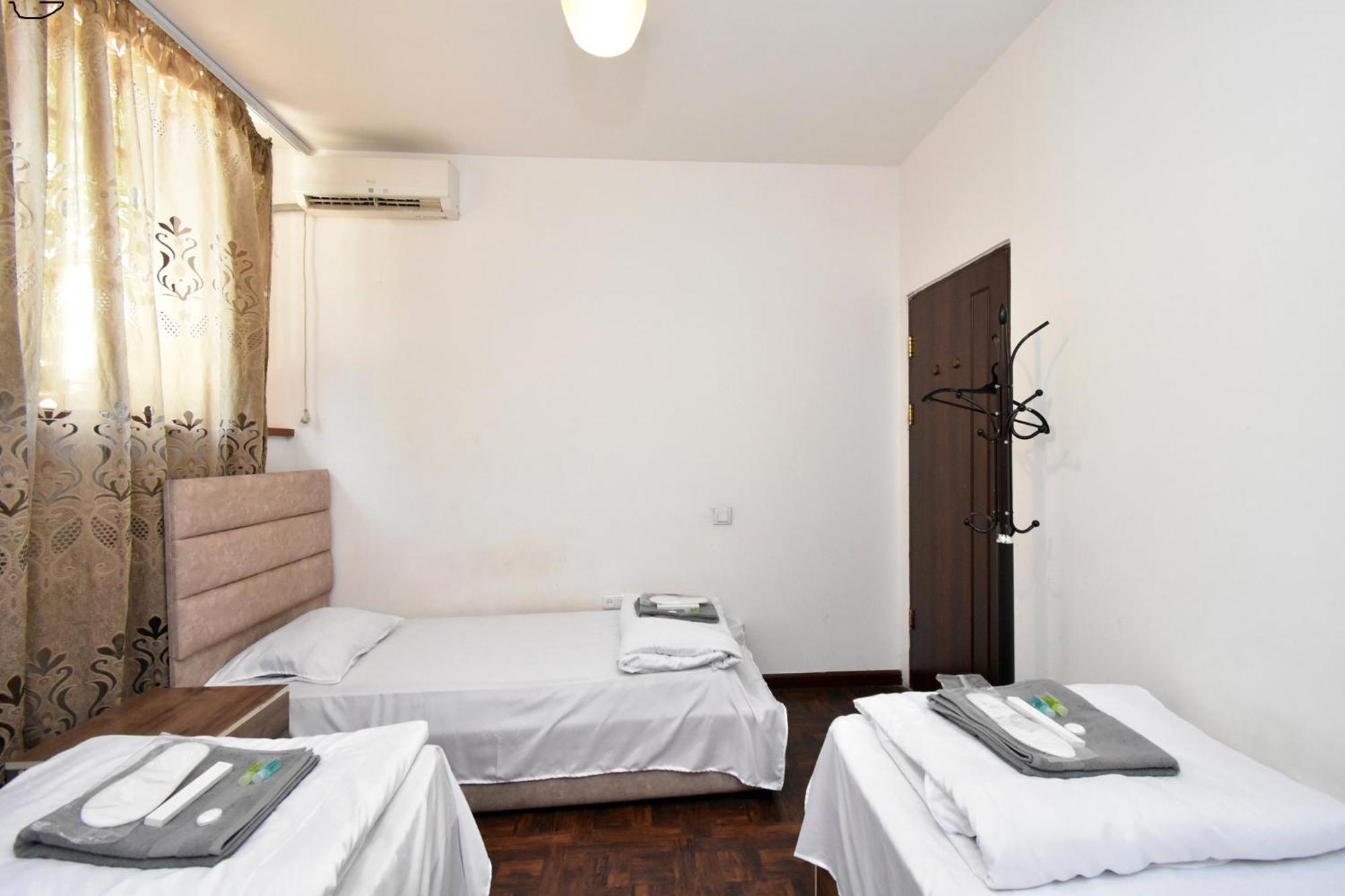 A&S Hotel Yerevan Exterior photo